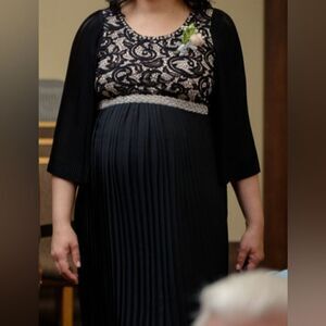 PINKBLUSH Maternity dress 